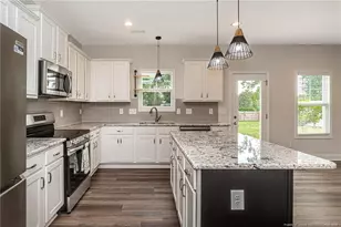 703 Amusement Dr, Hope Mills, NC 28348 - Photo 8