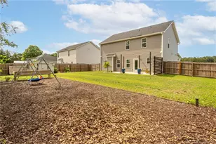 703 Amusement Dr, Hope Mills, NC 28348 - Photo 2