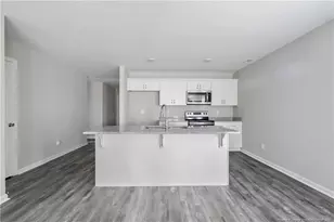 2003 Poinciana Ln, Fayetteville, NC 28306 - Photo 8