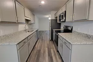 1101 Woodridge Dr, Lumberton, NC 28358 - Photo 4