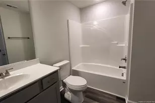 1101 Woodridge Dr, Lumberton, NC 28358 - Photo 12