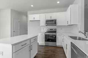 3093 Platinum Cir, West End, NC 27376 - Photo 8