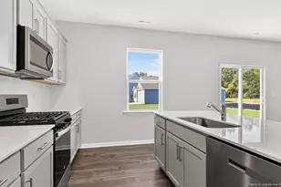 336 Hartfield Ave, Raeford, NC 28376 - Photo 8