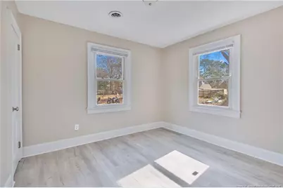 307 Hawthorne Road, Fayetteville, NC 28301 - Photo 12