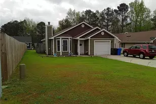 5709 Charbonneau Ct, Fayetteville, NC 28304 - Photo 1