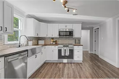 4033 E Cole Street, Hope Mills, NC 28348 - Photo 14