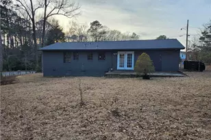 1215 Calla Cir, Fayetteville, NC 28303 - Photo 12