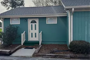 4420 Kahn Dr, Lumberton, NC 28358 - Photo 1