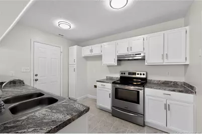 5717 Charbonneau Court, Fayetteville, NC 28304 - Photo 8