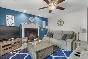 45 Yancey Ct, Spring Lake, NC 28390 - Photo 2