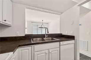 1221 Westview Ln, Raleigh, NC 27605 - Photo 28