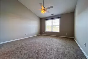 3330 Harbour Pointe Pl, Fayetteville, NC 28314 - Photo 12