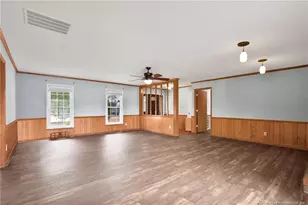 101 Bayview Cir, Parkton, NC 28371 - Photo 6