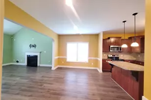 193 Wentworth Dr, Raeford, NC 28376 - Photo 4