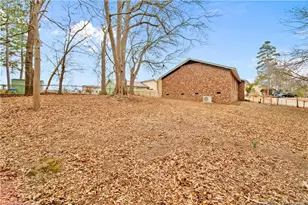 6926 Melbourne Dr, Fayetteville, NC 28314 - Photo 24