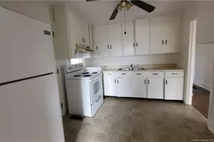 1209 E 14th St, Lumberton, NC 28358 - Photo 6