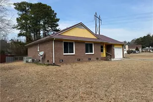 6814 Foxton Ct, Fayetteville, NC 28304 - Photo 2