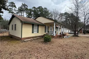 408 Old Farm Rd, Raeford, NC 28376 - Photo 4