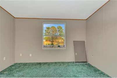 211 Lewis Street, Bladenboro, NC 28320 - Photo 20