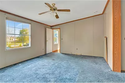 211 Lewis Street, Bladenboro, NC 28320 - Photo 14
