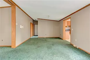 211 Lewis St, Bladenboro, NC 28320 - Photo 6