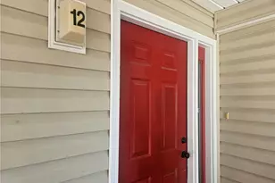 390 Bubble Creek Ct, Fayetteville, NC 28311 - Photo 2