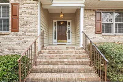 577 Broadmoor Court, Sanford, NC 27332 - Photo 4