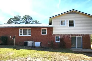 5834 McDougal Dr, Fayetteville, NC 28304 - Photo 6
