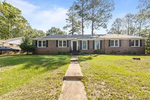 710 Roundtree Dr, Fayetteville, NC 28304 - Photo 2