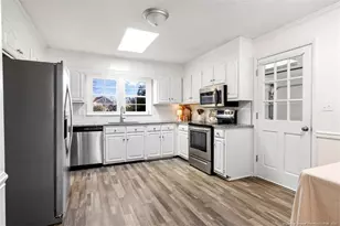 710 Roundtree Dr, Fayetteville, NC 28304 - Photo 6