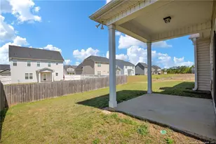 2346 Spinning Wheel Rd, Fayetteville, NC 28306 - Photo 32