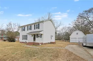 5725 McDonald Rd, Parkton, NC 28371 - Photo 2