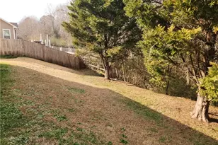 7720 Redwood Ave, Fayetteville, NC 28314 - Photo 14