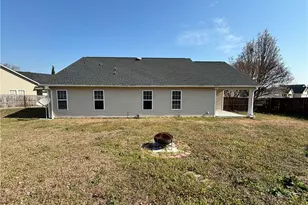 7819 Rosewood Ave, Fayetteville, NC 28314 - Photo 2