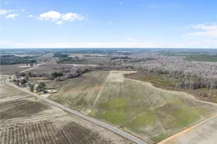 2876 Dunn Rd, Roseboro, NC 28382 - Photo 1