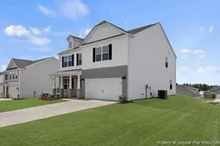 700 Lazy Elm Ln, Aberdeen, NC 28315 - Photo 2