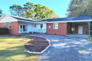 1911 Wendover Dr, Fayetteville, NC 28304 - Photo 2