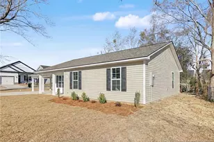 214 Lee St, Spring Lake, NC 28390 - Photo 2