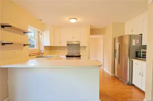 955 Pepperwood Dr, Fayetteville, NC 28311 - Photo 10