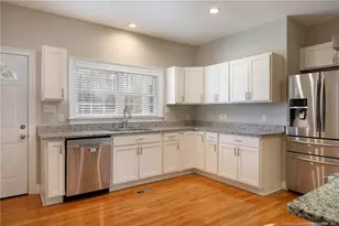 4341 Ferncreek Dr, Fayetteville, NC 28314 - Photo 10