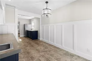 2219 Westdale Dr, Fayetteville, NC 28303 - Photo 10