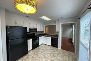 7060 Candlewood Dr, Fayetteville, NC 28314 - Photo 6