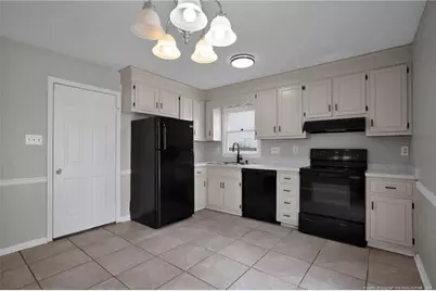 6600 Bluffview Drive, Fayetteville, NC 28314 - Photo 12