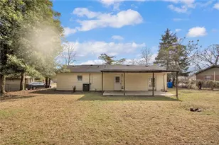 6507 Amanda Cir, Fayetteville, NC 28304 - Photo 2