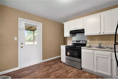 6507 Amanda Circle, Fayetteville, NC 28304 - Photo 8