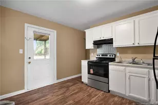 6507 Amanda Cir, Fayetteville, NC 28304 - Photo 8