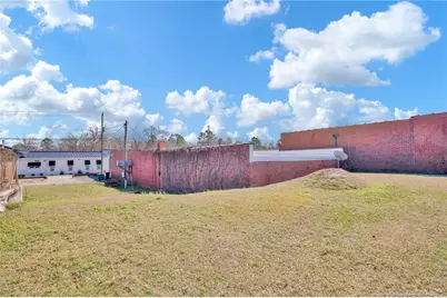 104 S Cypress Street, Elizabethtown, NC 28337 - Photo 18