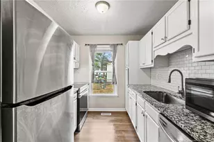 4322 Bridge St, Hope Mills, NC 28348 - Photo 12