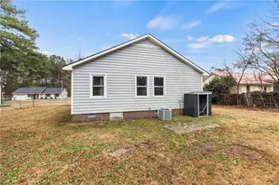 4322 Bridge St, Hope Mills, NC 28348 - Photo 24