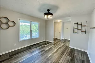 5723 Kingstree Dr, Fayetteville, NC 28304 - Photo 6